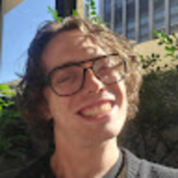 Meet your Posher, Andrew - Picture 1 of 1